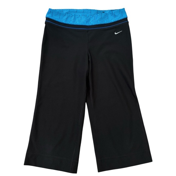 Nike Women’s Fit Dry Capri Cropped Leggings with Blue Patterned Waist Size Small - Picture 1 of 8